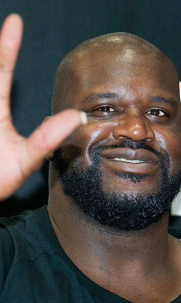 Shaq serenades League Two champs with 'We Are The Champions'